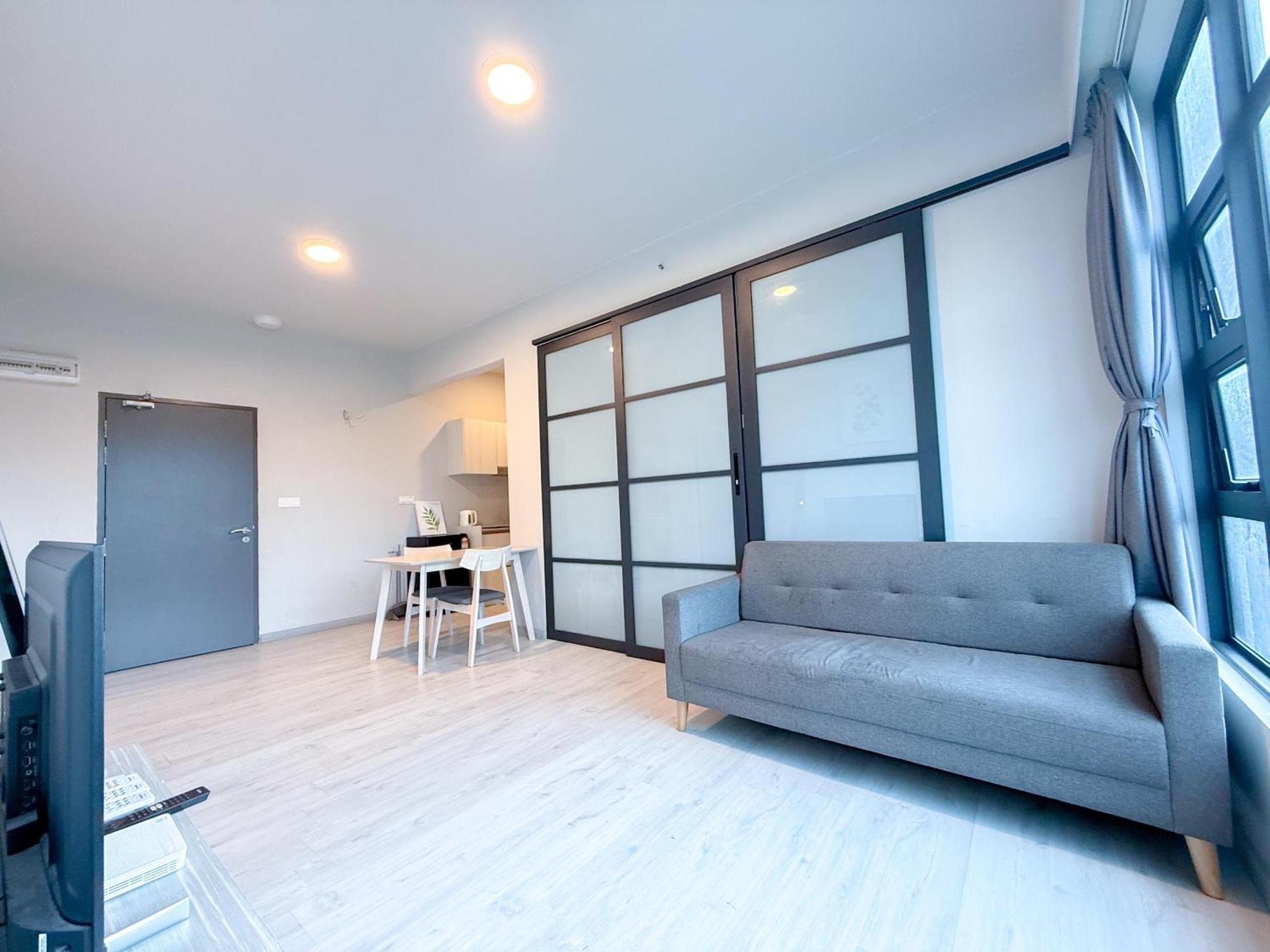 Vv Homestay Jesselton Quay Surla Sabah Mall Kk 亚庇贵赴行馆 Кота-Кинабалу Экстерьер фото