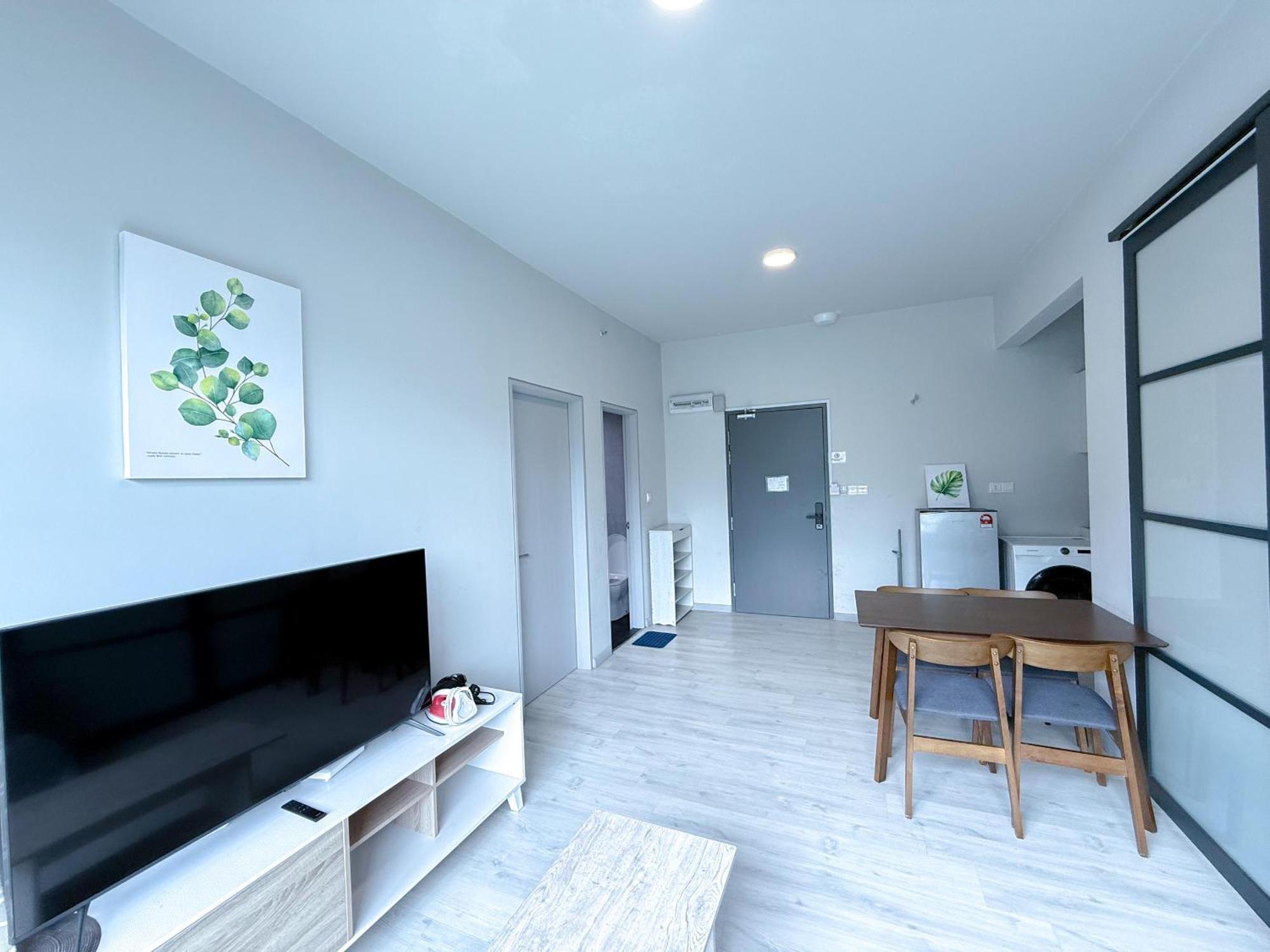 Vv Homestay Jesselton Quay Surla Sabah Mall Kk 亚庇贵赴行馆 Кота-Кинабалу Экстерьер фото