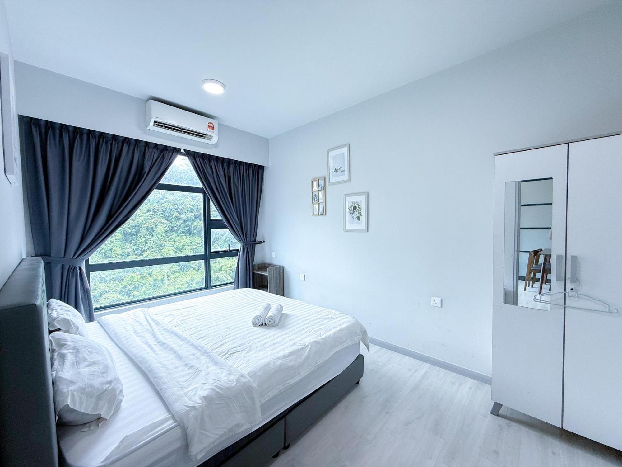 Vv Homestay Jesselton Quay Surla Sabah Mall Kk 亚庇贵赴行馆 Кота-Кинабалу Экстерьер фото